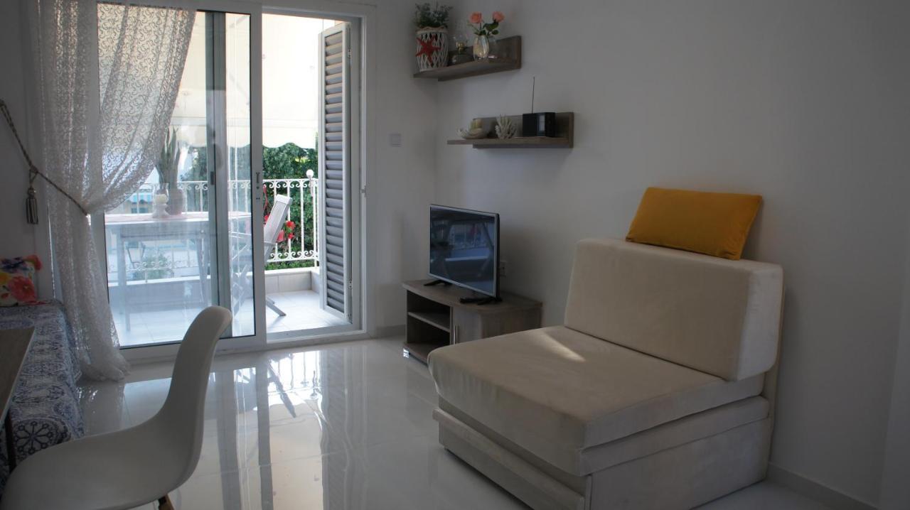 Apartment Christina 佩科霍里 外观 照片